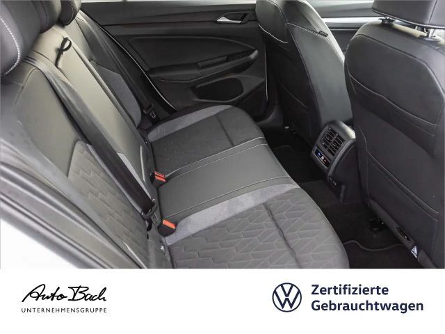 Volkswagen Golf 1.5 eTSI DSG Golf VIII