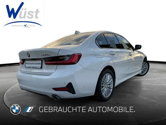 BMW 320 320e Sedan Sport Line