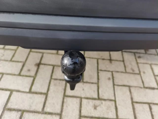 Skoda Karoq 1.5 TSI Selection