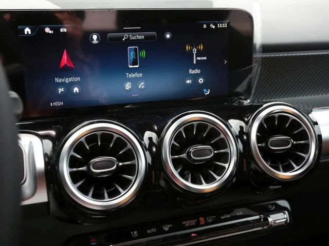 Mercedes-Benz GLB 200 AMG Line GLB 200 d