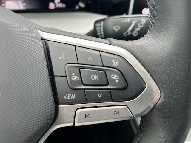 Volkswagen Golf 1.5 TSI Variant