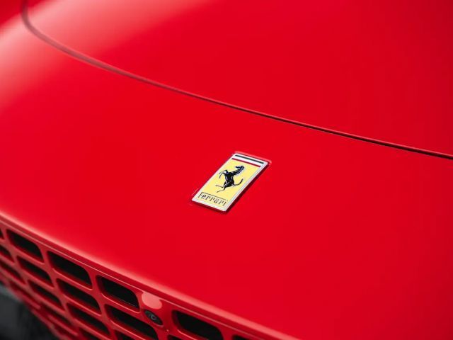 Ferrari Roma Spider
