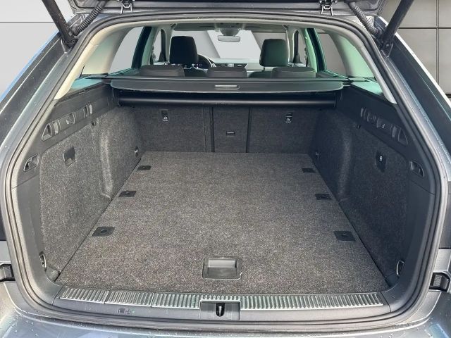 Skoda Superb 1.5 TSI Combi Style Style