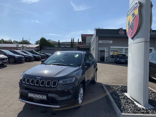 Jeep Compass Altitude Hybrid