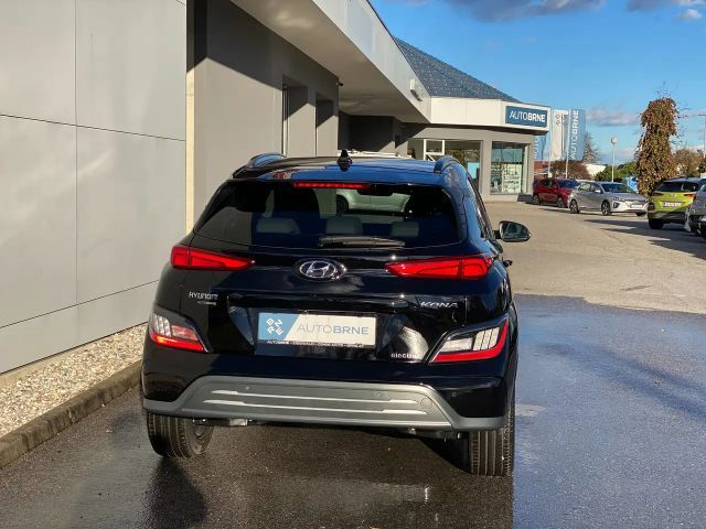 Hyundai Kona 64 kWh Electric