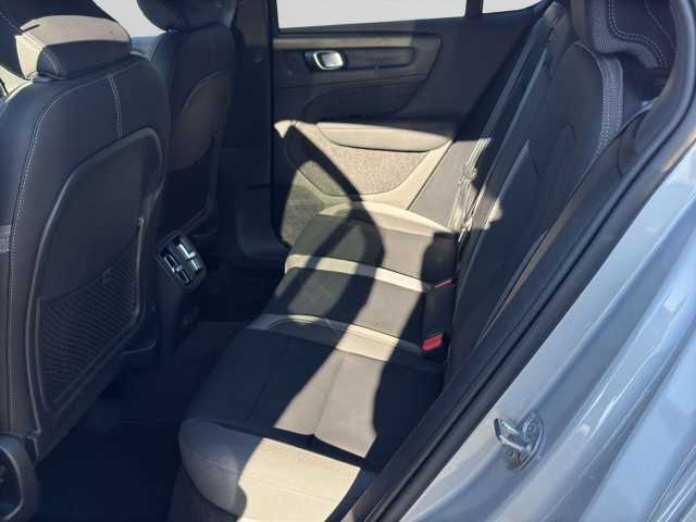 Volvo C40 AWD Plus Recharge Twin Engine