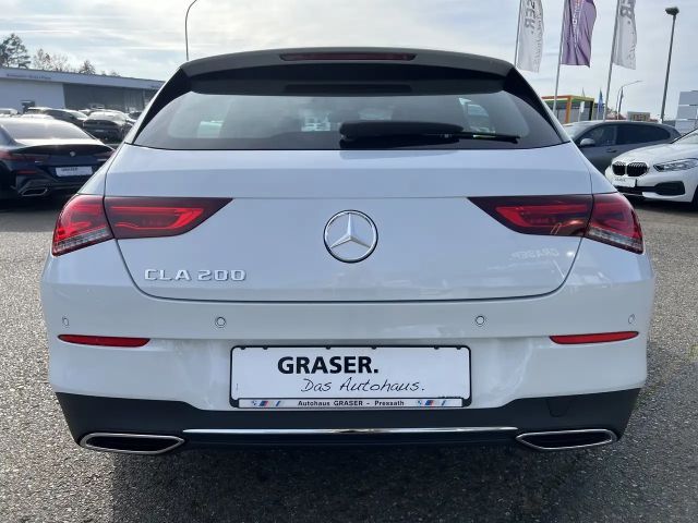 Mercedes-Benz CLA 200 Shooting Brake
