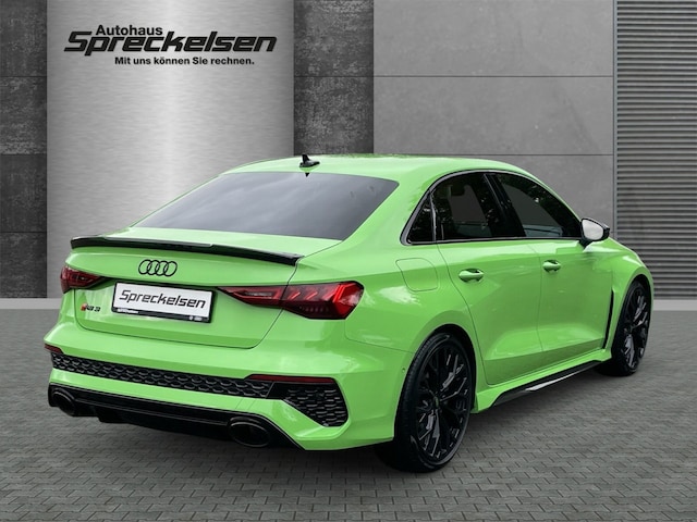 Audi RS3 Quattro S-Tronic Sedan
