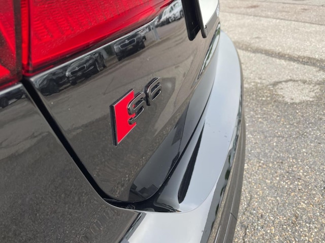 Audi S6 Avant Quattro