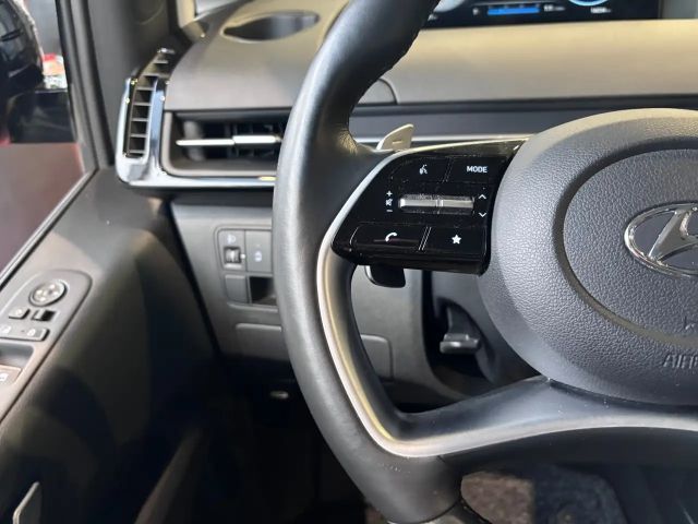 Hyundai Staria Trend