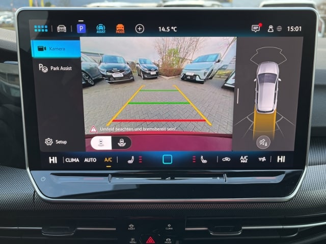 Volkswagen Golf 1.5 eTSI DSG Golf VIII R-Line