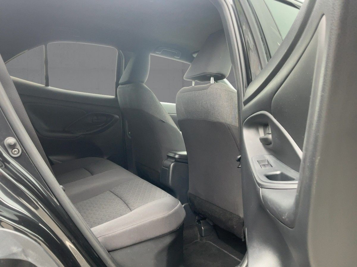 Toyota Yaris Cross 5-deurs Team D