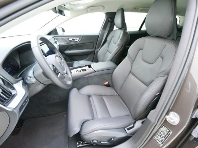 Volvo V60 AWD Dark Hybrid Plus T6