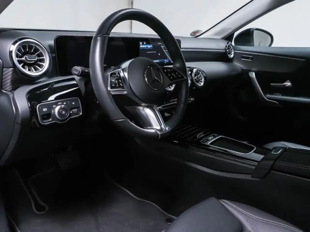 Mercedes-Benz A 200 , 7G-DCT, Progr. Adv. Plus, Winter-Pak.,Rückkam...