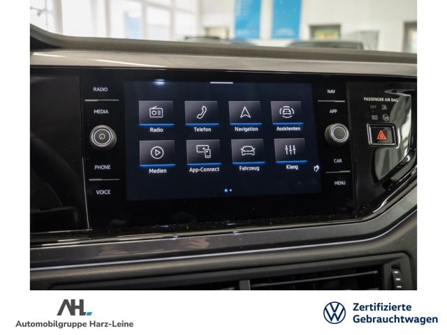 Volkswagen Polo TSI+ALU 15''+LED-MATRIX+EINPARKHILFE+KLIMA+APP CONNECT+SITZHEIZUNG