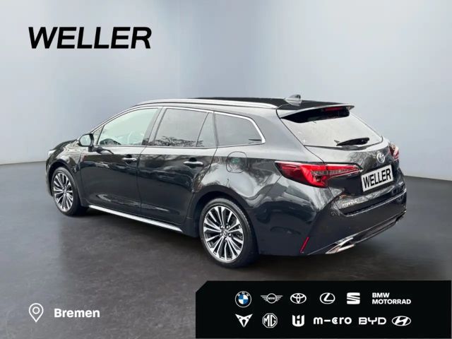 Toyota Corolla Hybride Team D