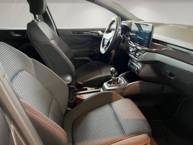 Ford Focus EcoBoost ST Line