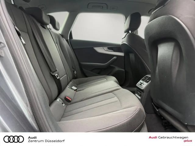 Audi A4 40 TFSI Avant Quattro S-Line