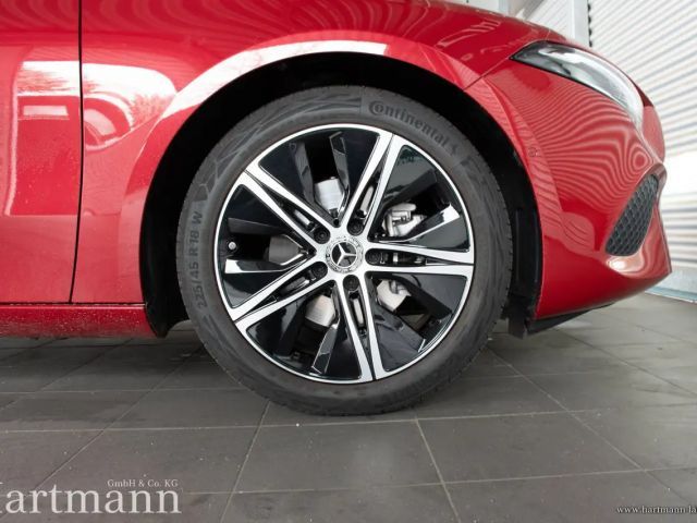 Mercedes-Benz A 200 Hatchback Progressive