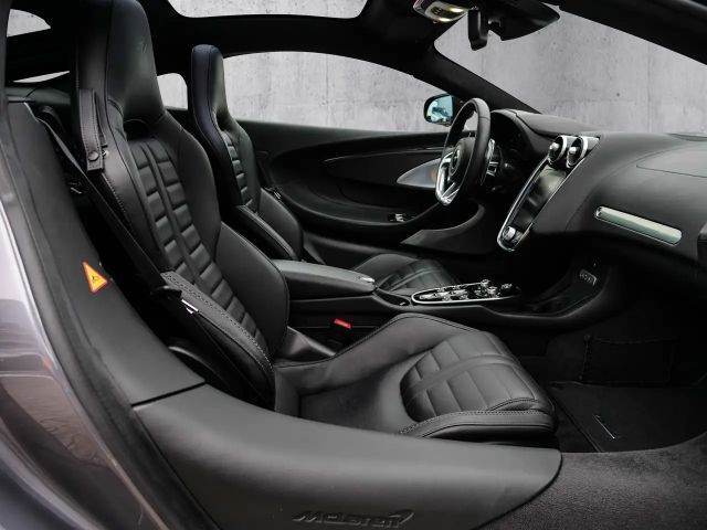 Audi A6 Luxe, MSO Black Pack, Sports Exhaust