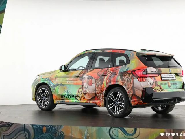 BMW iX1 xDrive30