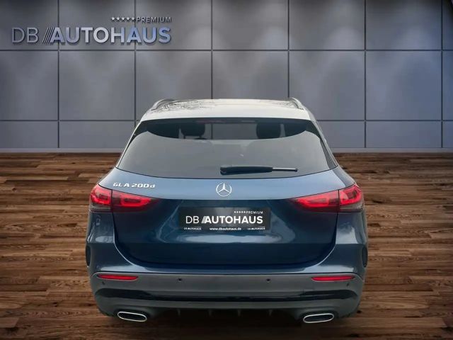 Mercedes-Benz GLA 200 GLA 200 d