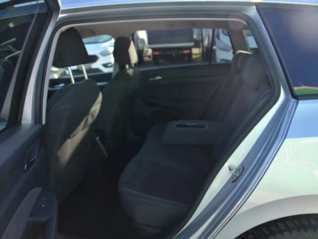 Volkswagen Golf DSG Life Variant