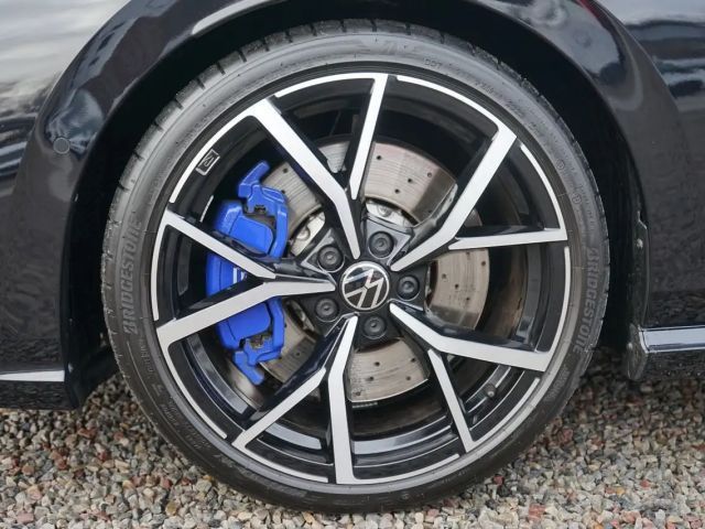 Volkswagen Golf 2.0 TSI Golf VIII