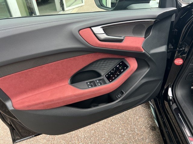 Audi S5 Avant S-Tronic