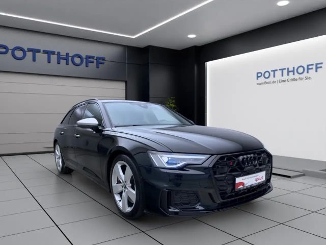 Audi S6 Avant Quattro