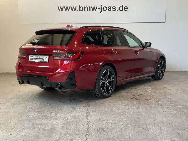 BMW 330 330e M-Sport xDrive