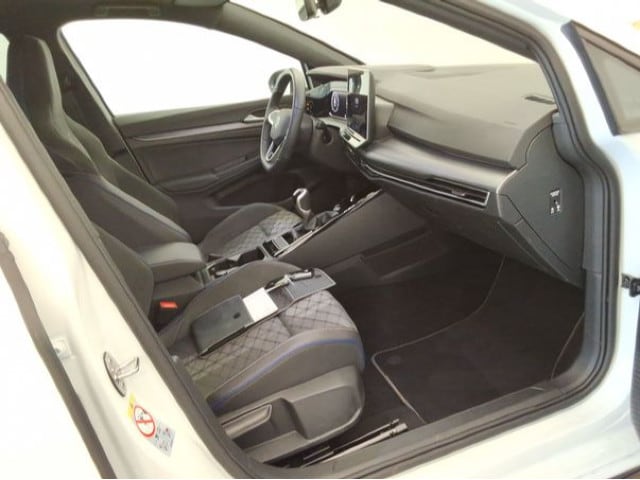 Volkswagen Golf 1.5 TSI R-Line Variant