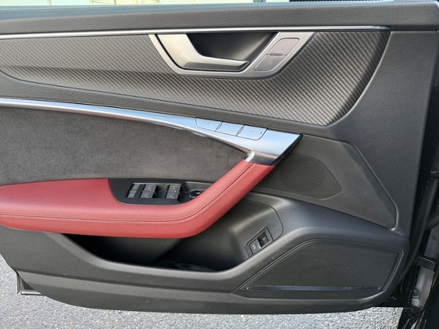 Audi S6 Avant Quattro