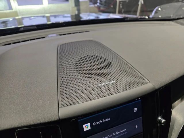 Volvo XC60 AWD Dark Plus Recharge T6