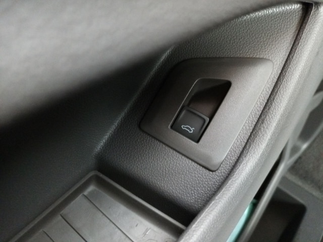 Volkswagen Multivan 2.0 TDI Lang Life T7