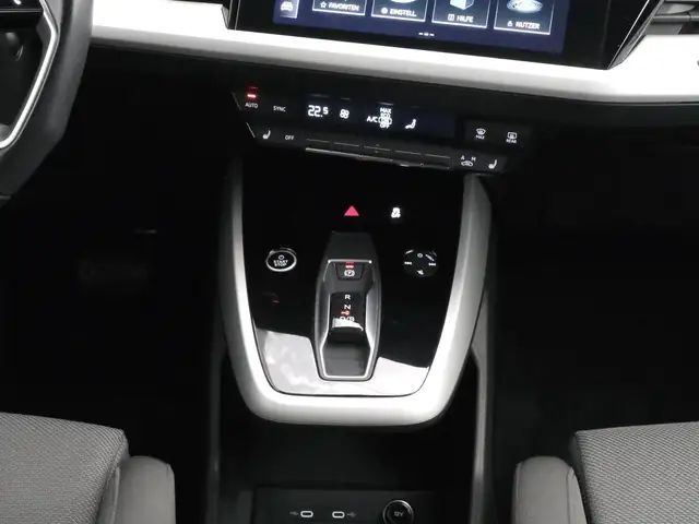 Audi Q4 e-tron 4 J Batteriegarantie