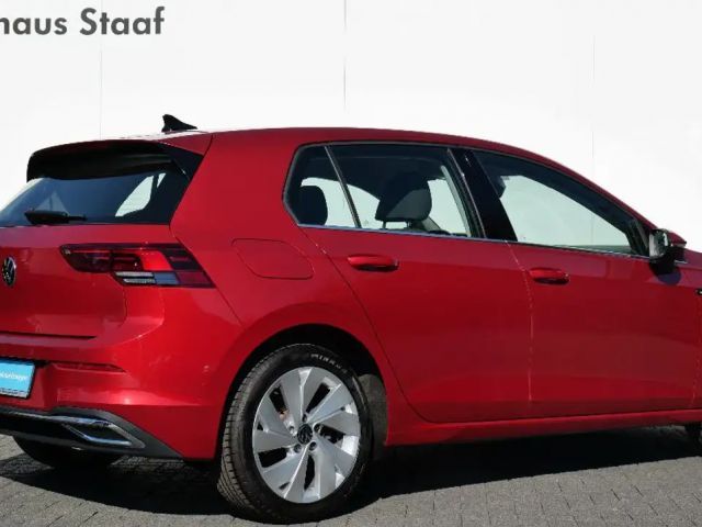 Volkswagen Golf 1.5 eTSI DSG Golf VIII Style