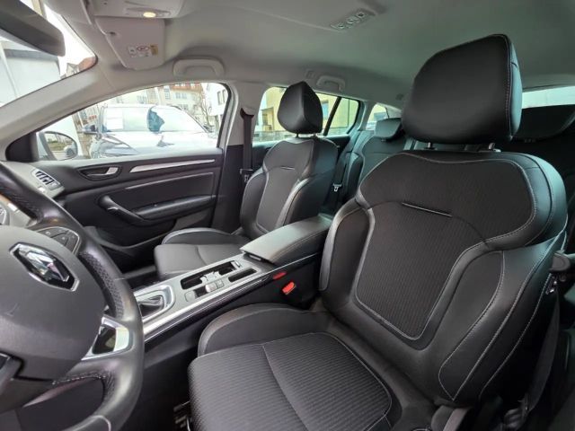 Renault Megane Combi Intens TCe 140