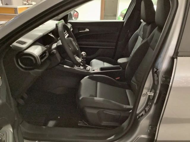 Jeep Avenger Altitude