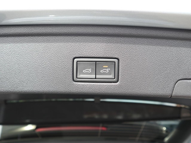 Volkswagen Touareg 4Motion R-Line