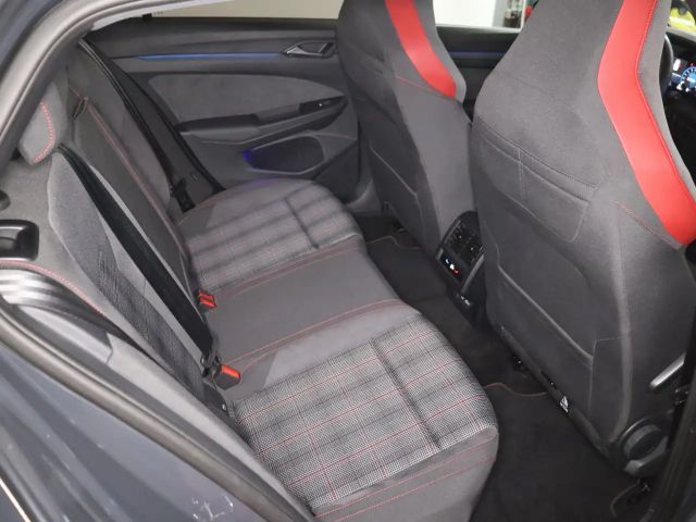 Volkswagen Golf 2.0 TSI DSG GTI