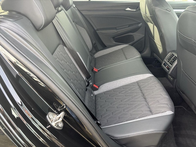 Volkswagen Golf 2.0 l TDI, Navi, Multifunktionskamera, ACC