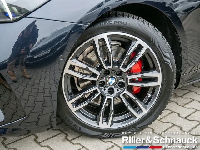 BMW 520 520i M-Sport Sedan