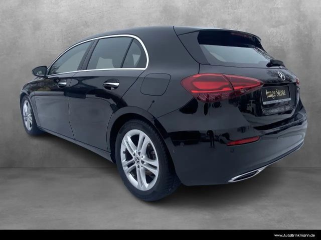 Mercedes-Benz A 200 A 200 d