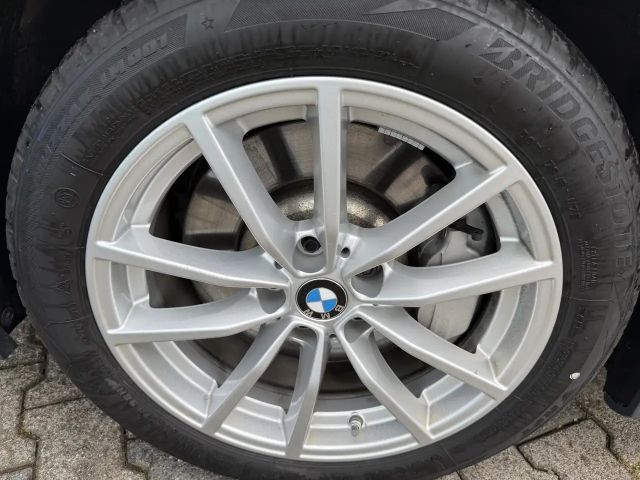 BMW 330 330d M-Sport Touring xDrive