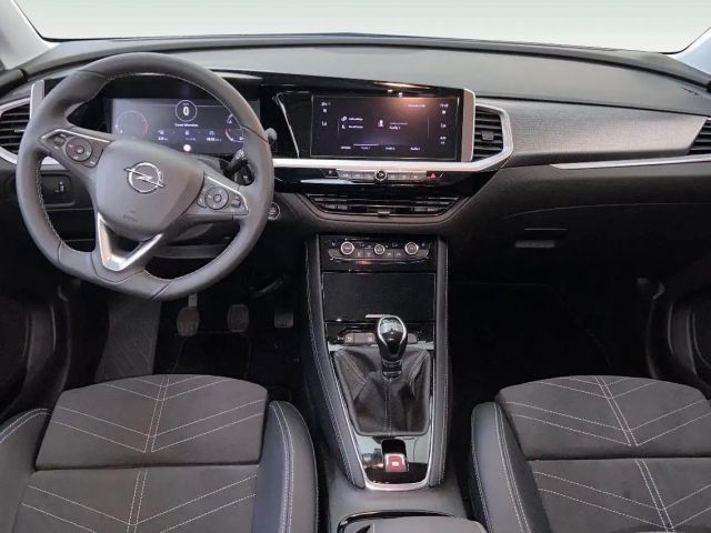 Opel Grandland X 1.2 Turbo