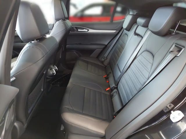 Alfa Romeo Stelvio AWD