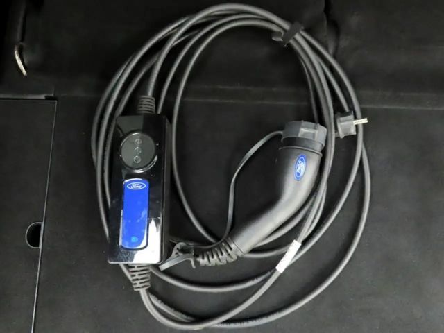 Ford Explorer Plug in Hybrid ST Line