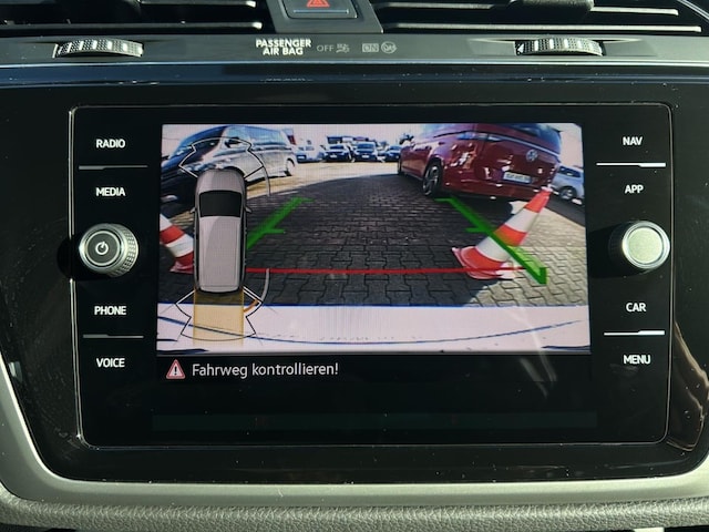 Volkswagen Touran 1.5 TSI DSG R-Line