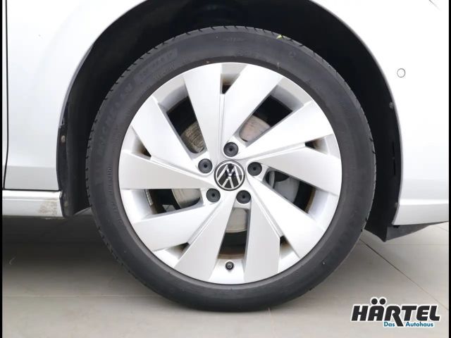 Volkswagen Golf 1.5 eTSI DSG Style Variant